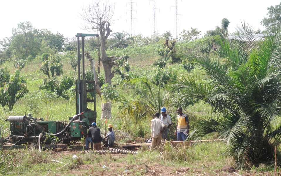 加纳凯蓬（Kpong）供水扩建工程